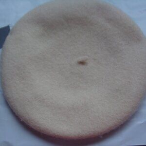NWT Nordstrom Rack Women's Beret Hat Classic Felted Wool Blend Ivory One Size